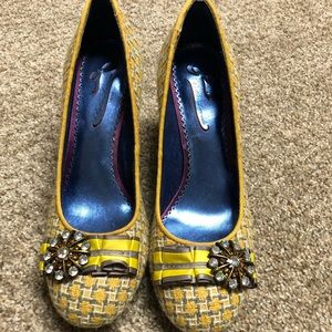 Brand New Poetic License Hot To Trot heels size 38.5.